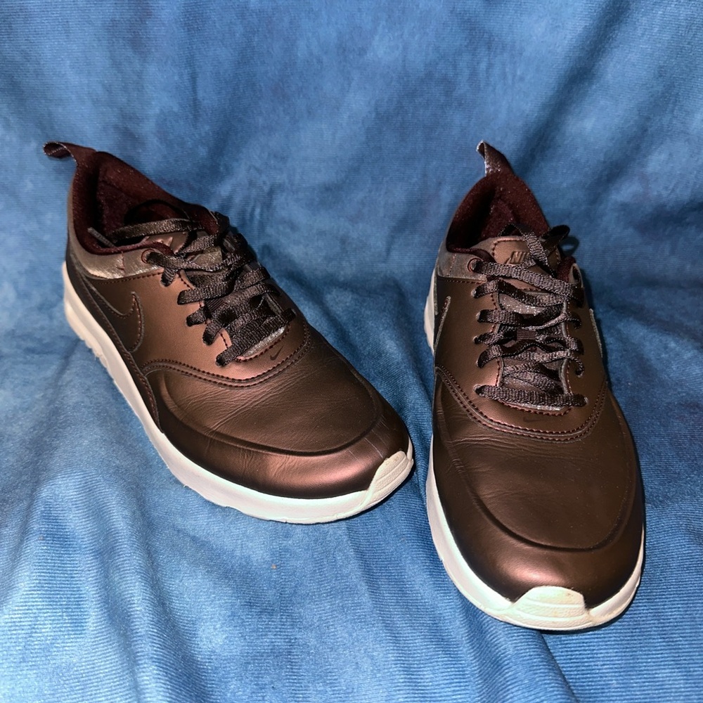 Nike Air Max Thea shoes